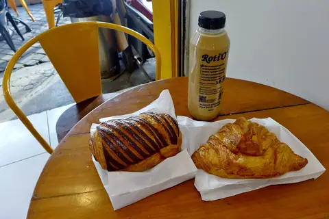 Cookies and Waffles, Bubble Treat photo 2